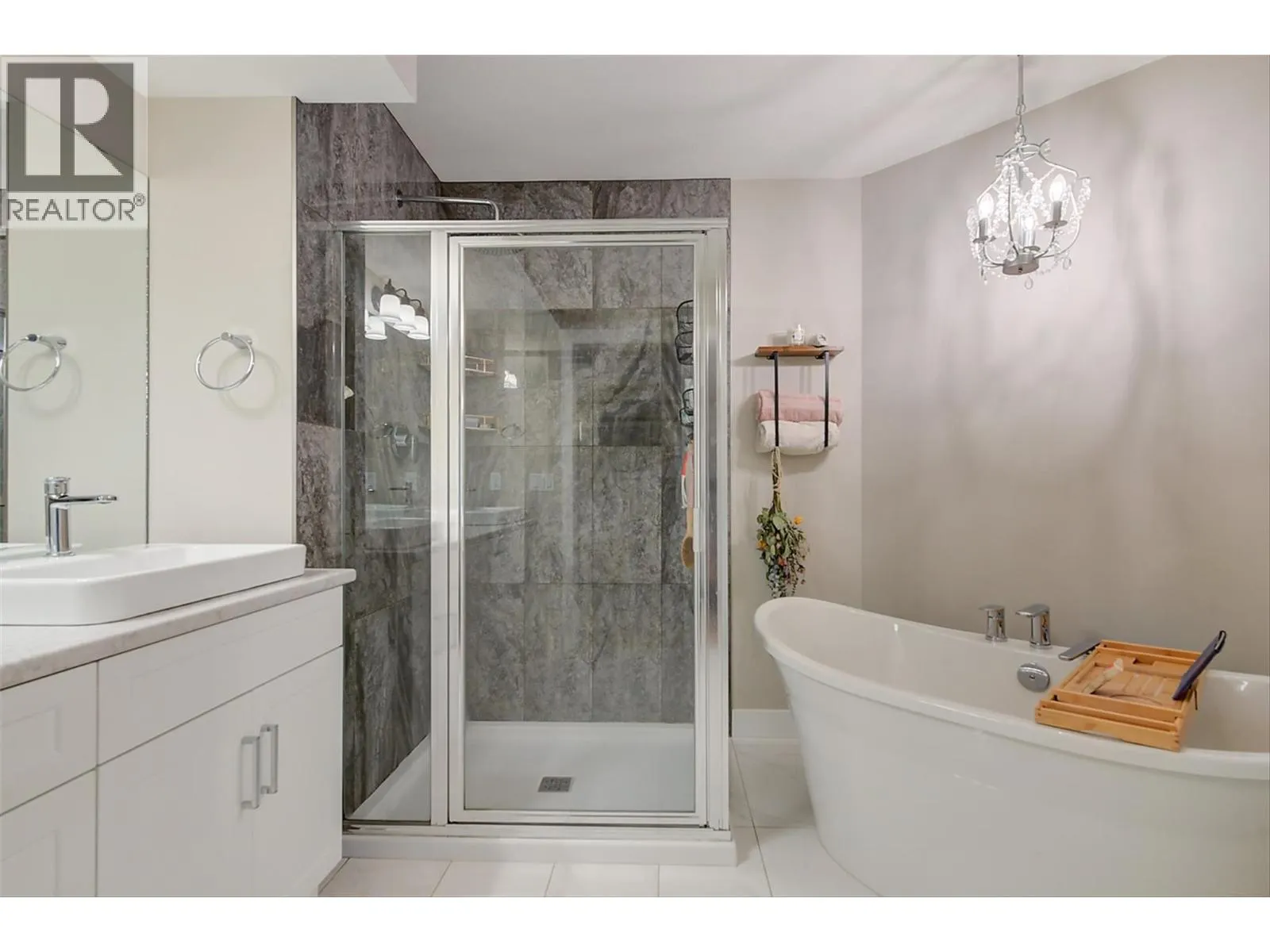 2893 Robinson Road Unit# 13