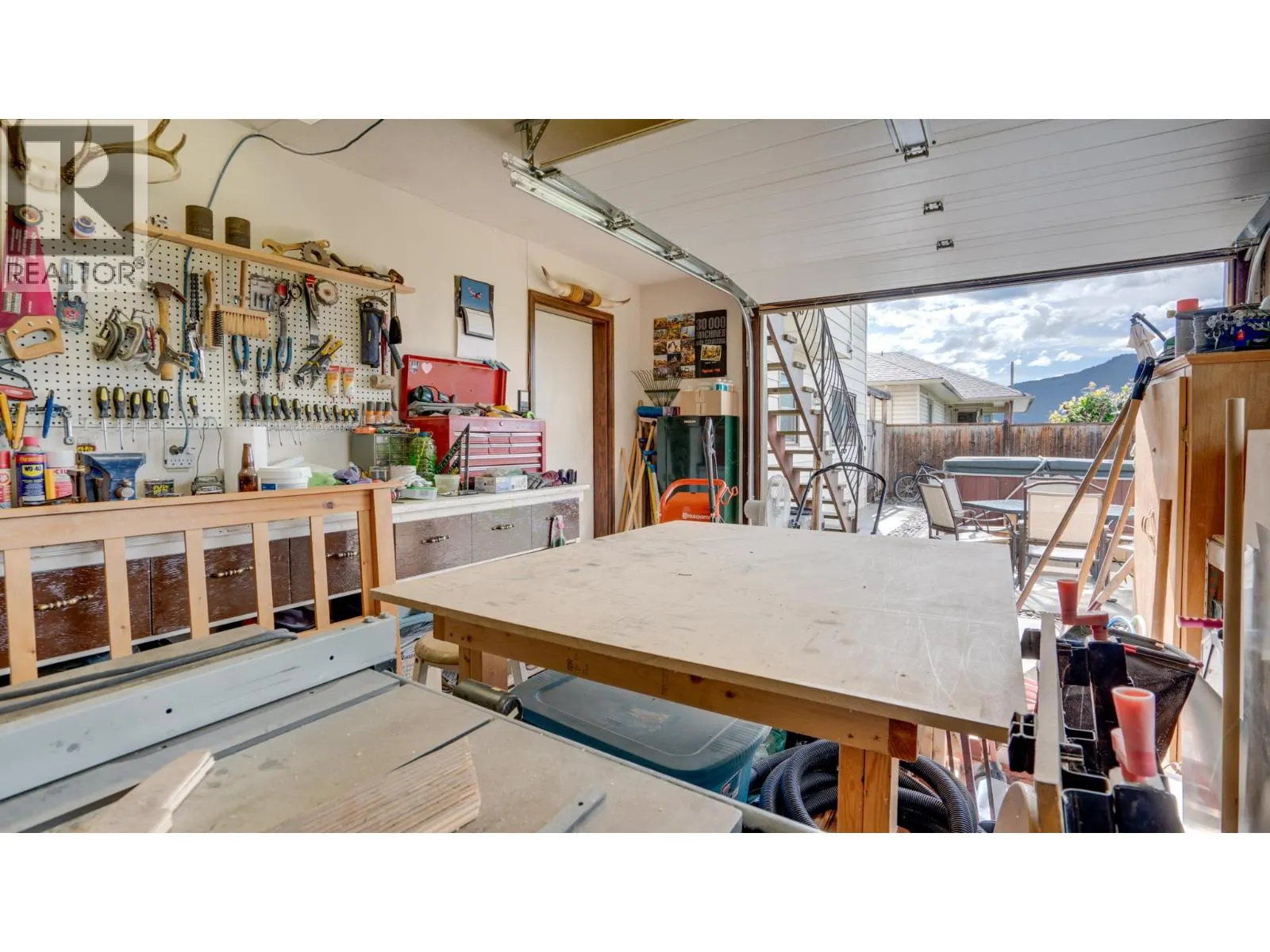 2640 Catherine Crescent