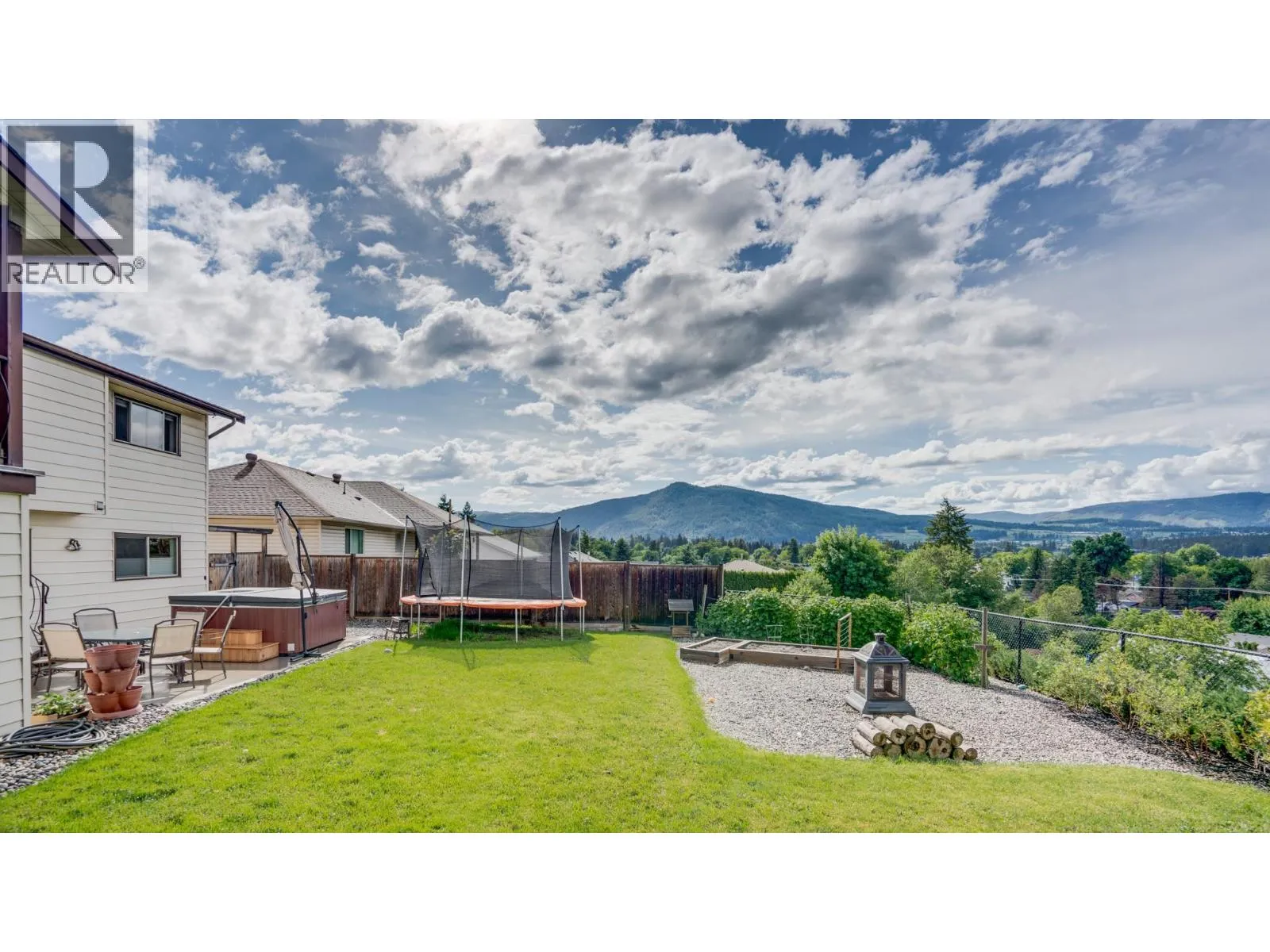 2640 Catherine Crescent