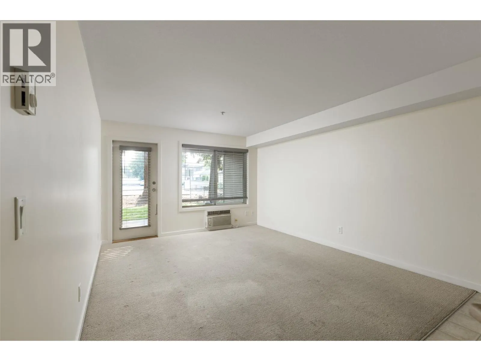 135 Ziprick Road Unit# 111