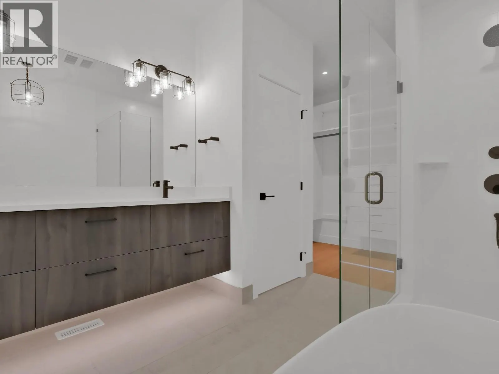9201 Okanagan Centre Road W Unit# 10