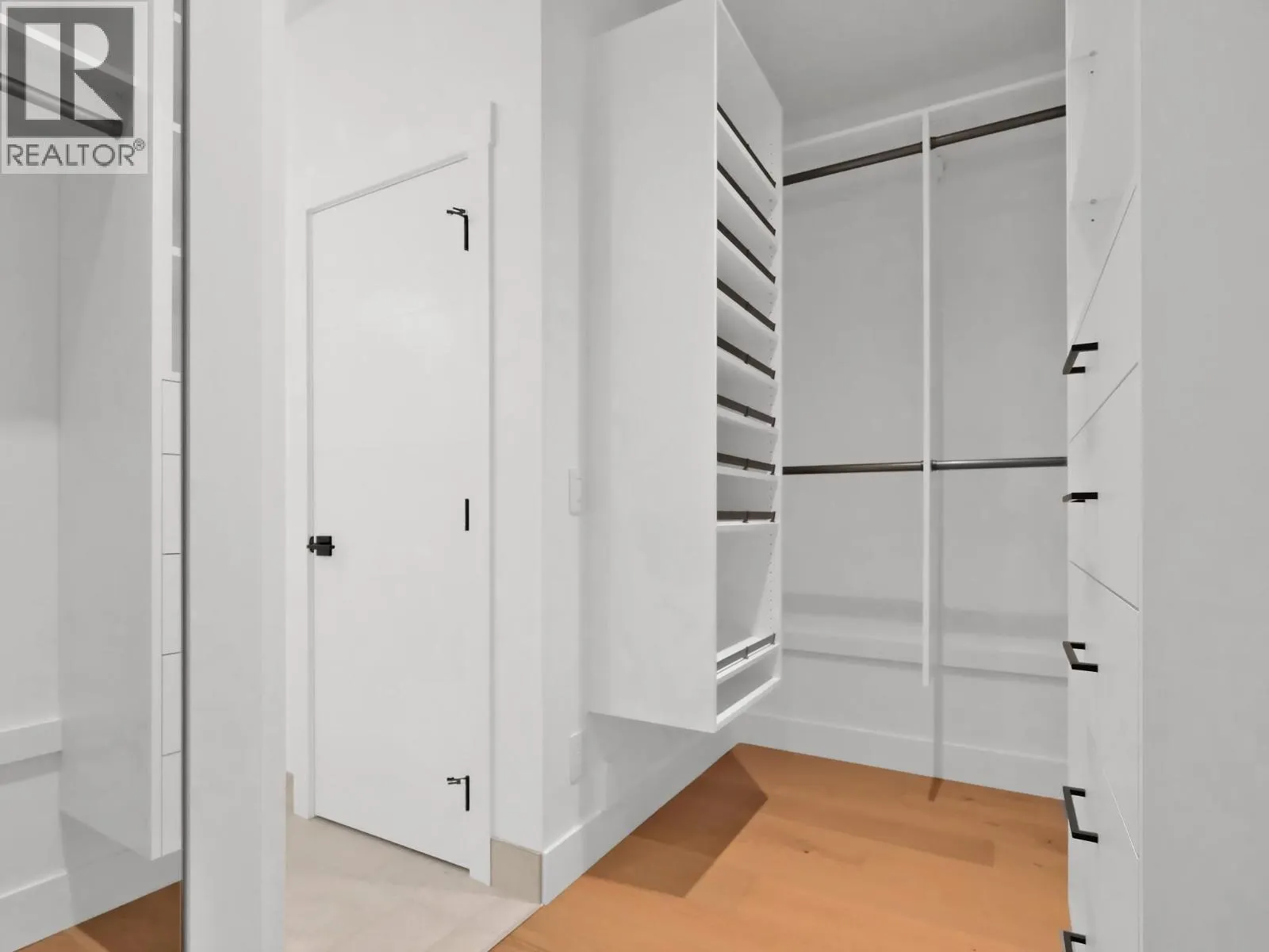 9201 Okanagan Centre Road W Unit# 10