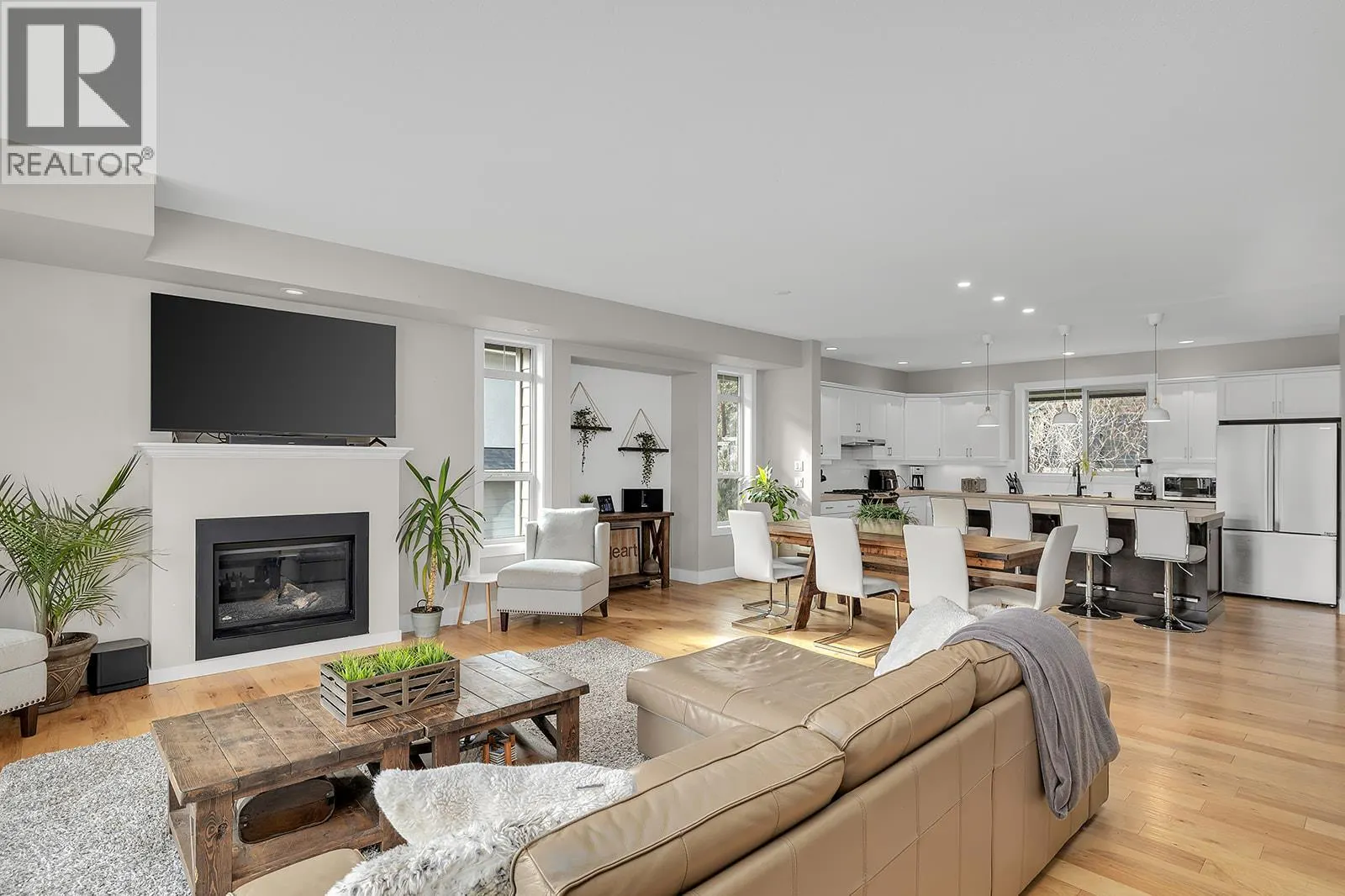1865 Begbie Road Unit# 7