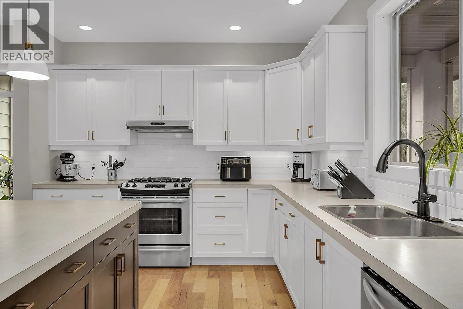 1865 Begbie Road Unit# 7