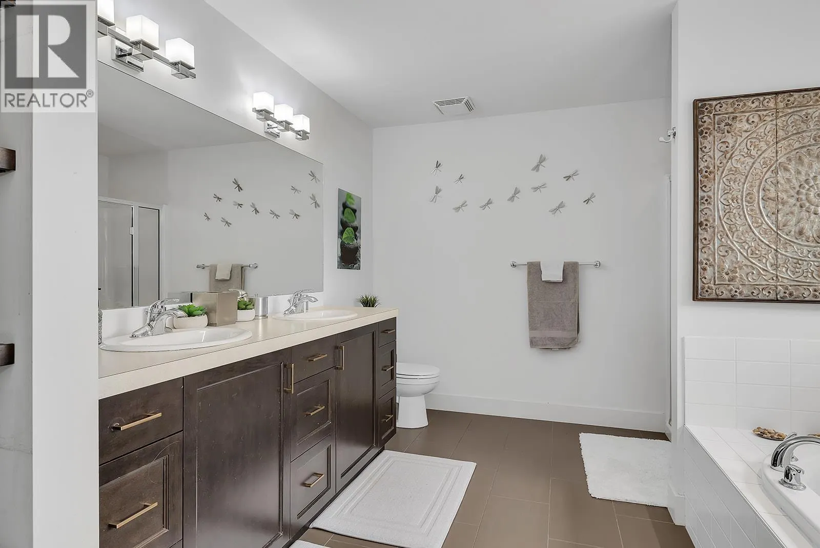 1865 Begbie Road Unit# 7
