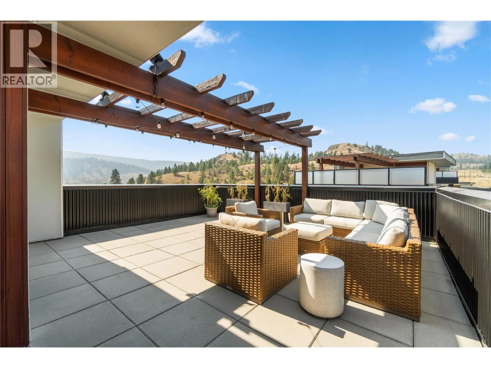 1395 PRAIRIE ROSE Drive Unit# 24