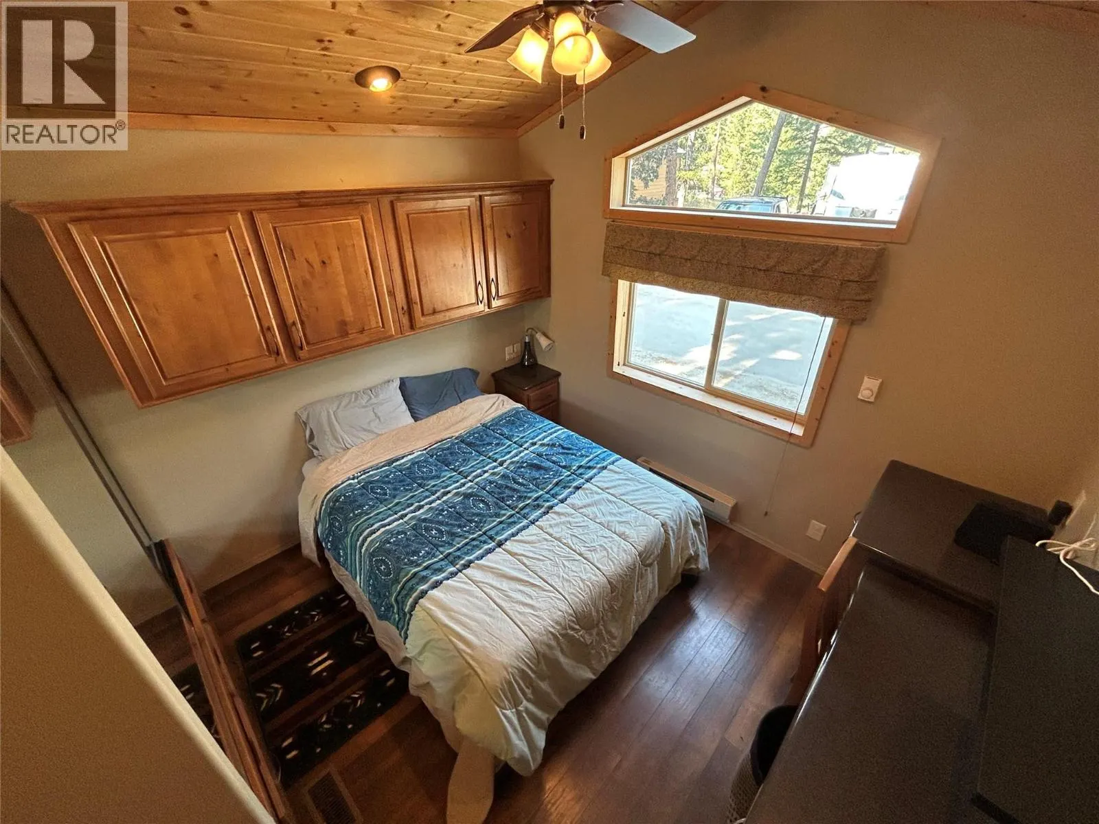 4835 Paradise Valley Drive Unit# 33