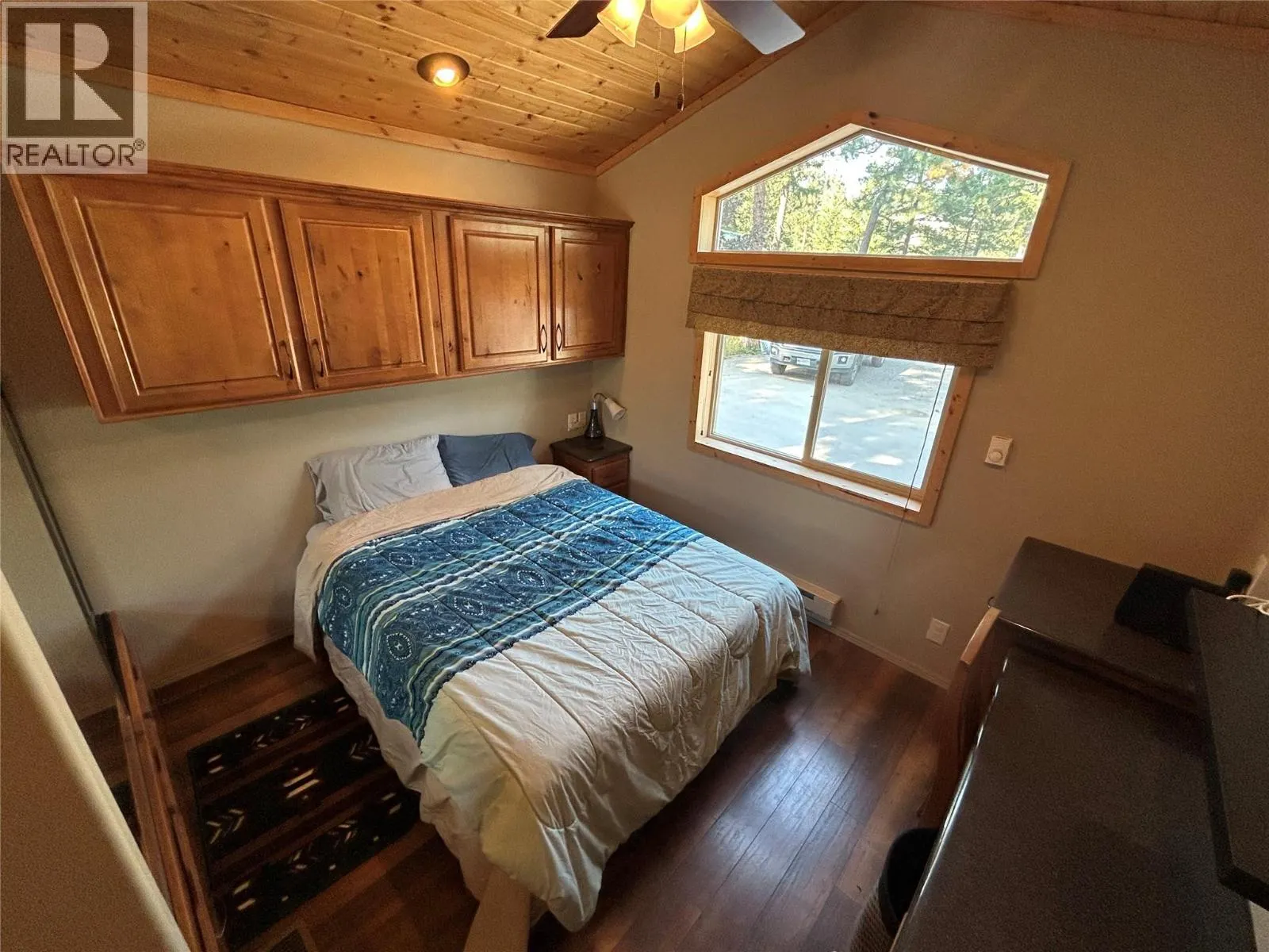 4835 Paradise Valley Drive Unit# 33