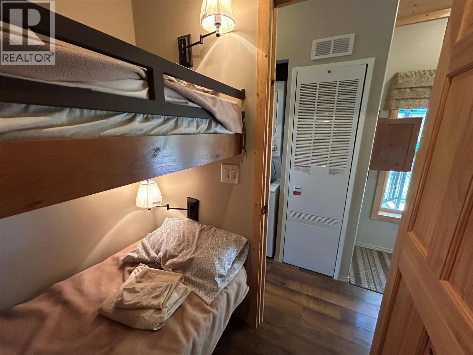 4835 Paradise Valley Drive Unit# 33