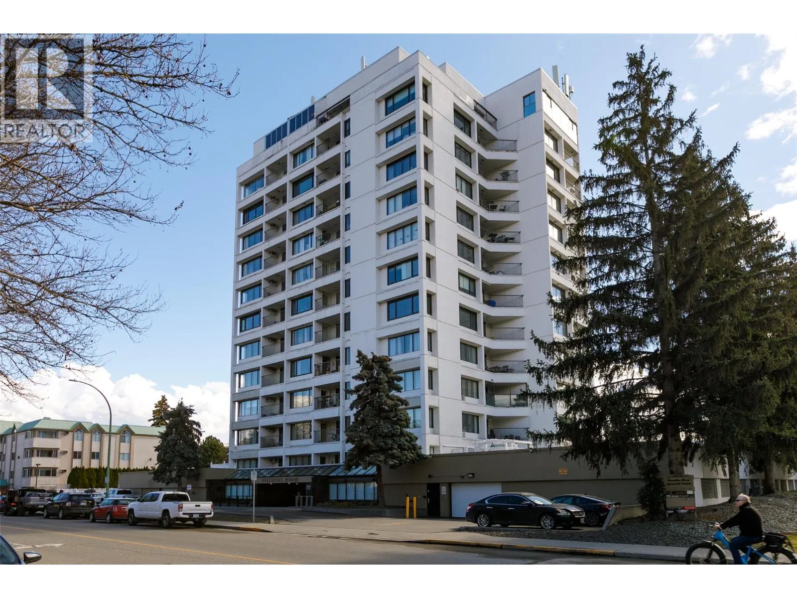 737 Leon Avenue Unit# 807