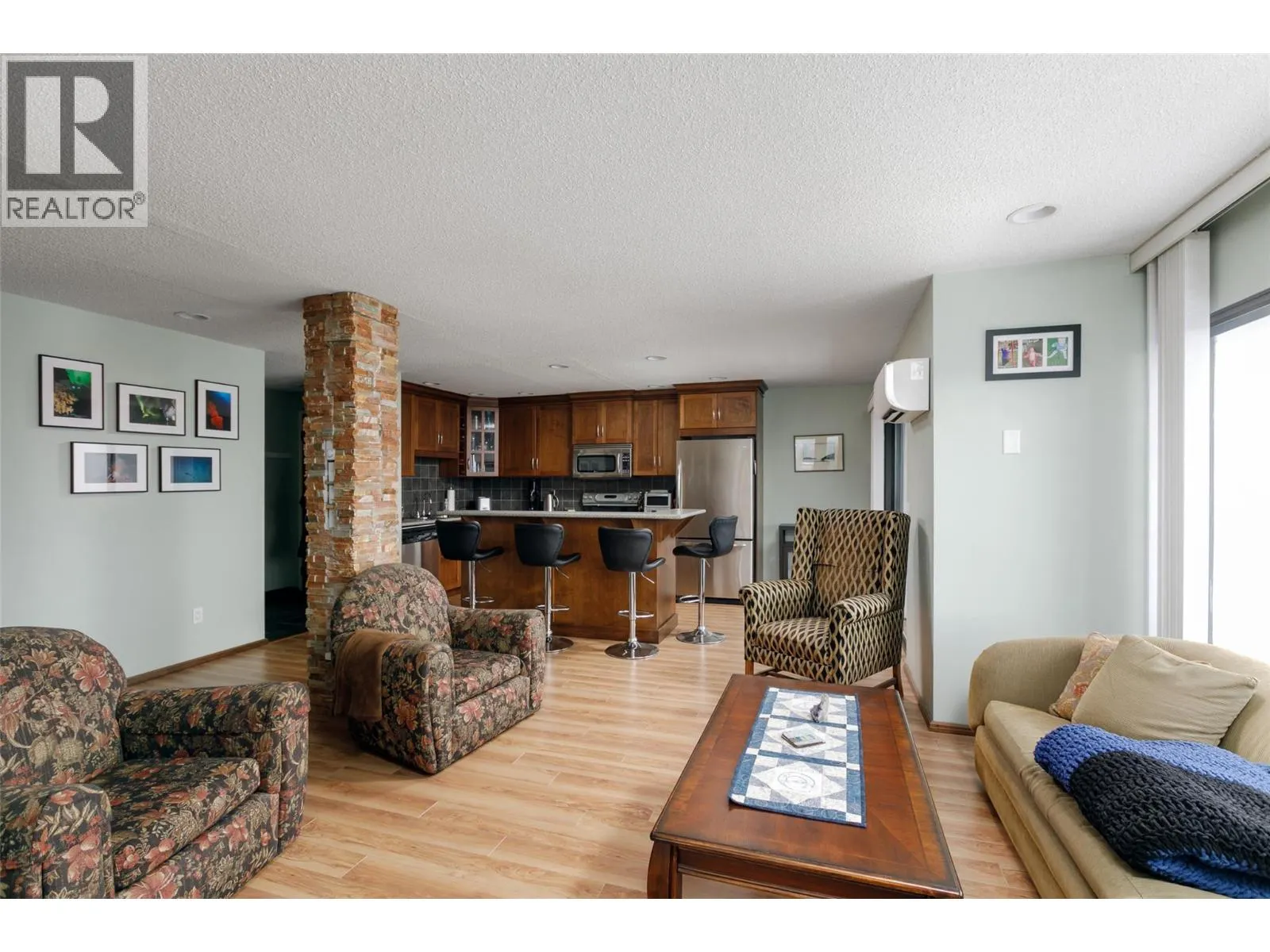 737 Leon Avenue Unit# 807