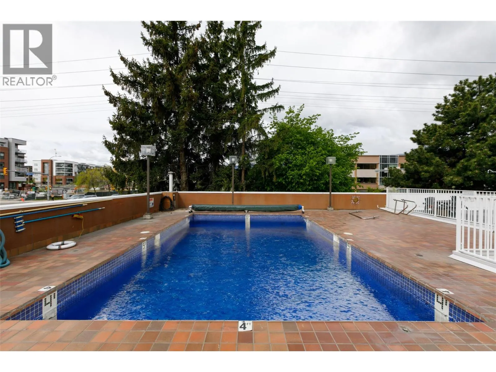 737 Leon Avenue Unit# 807