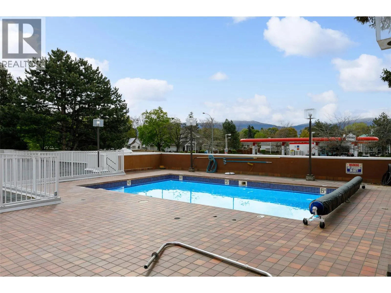 737 Leon Avenue Unit# 807