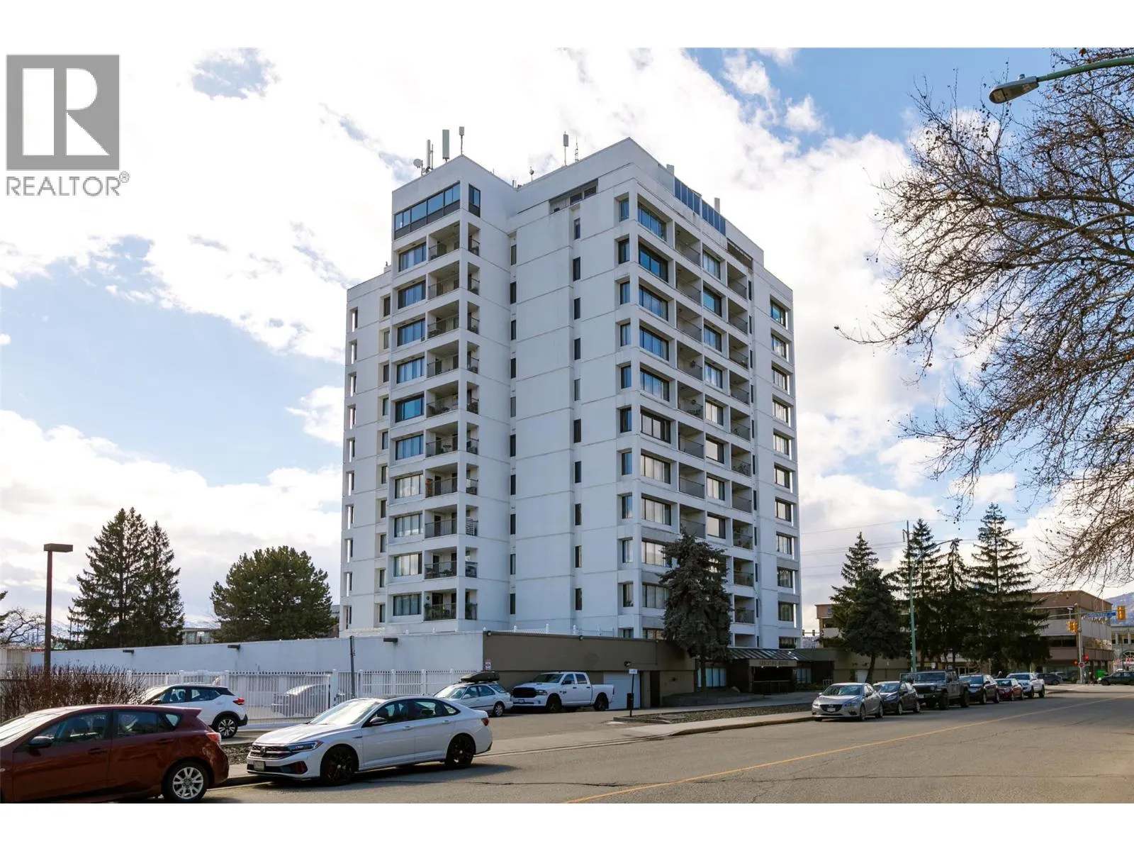 737 Leon Avenue Unit# 807