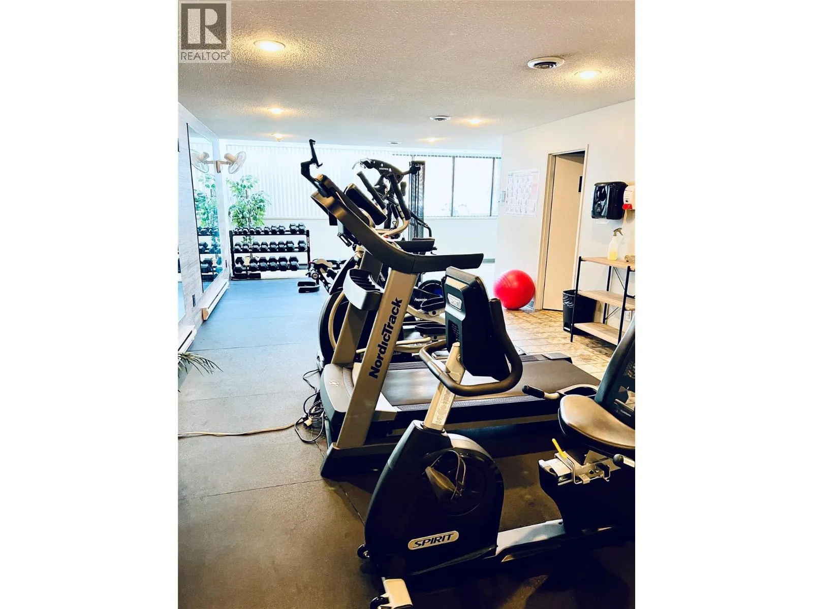 737 Leon Avenue Unit# 807