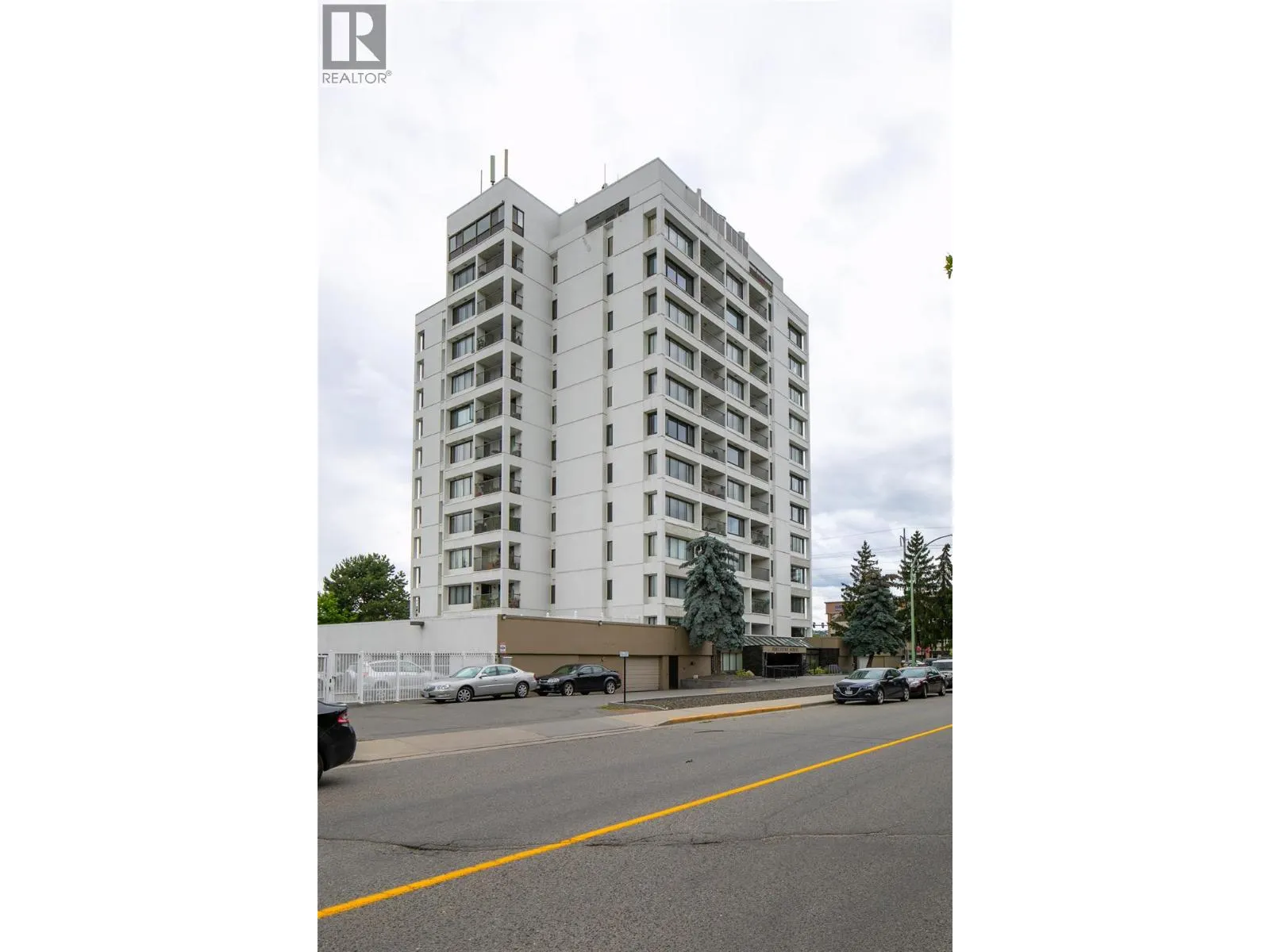 737 Leon Avenue Unit# 807