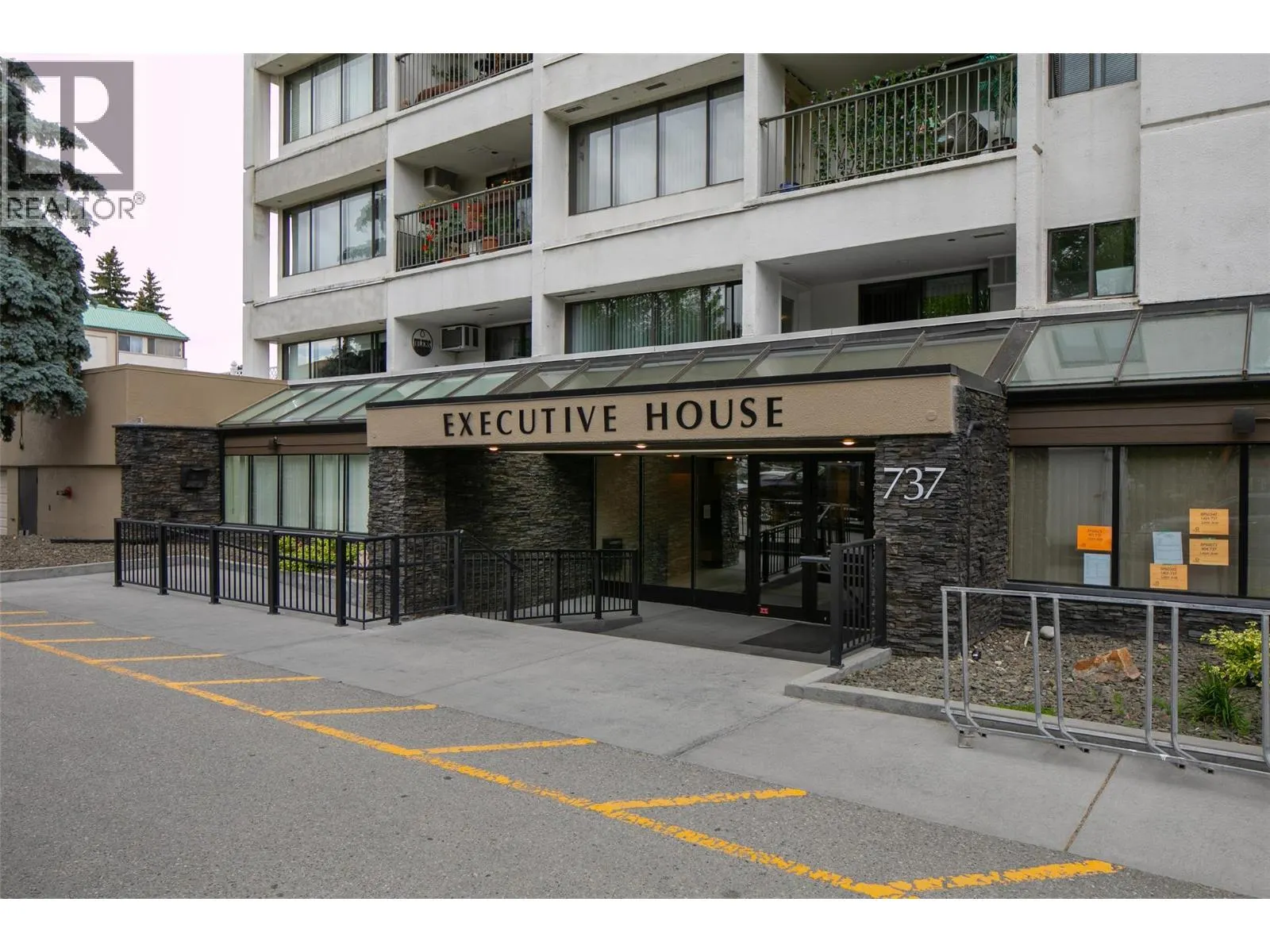 737 Leon Avenue Unit# 807