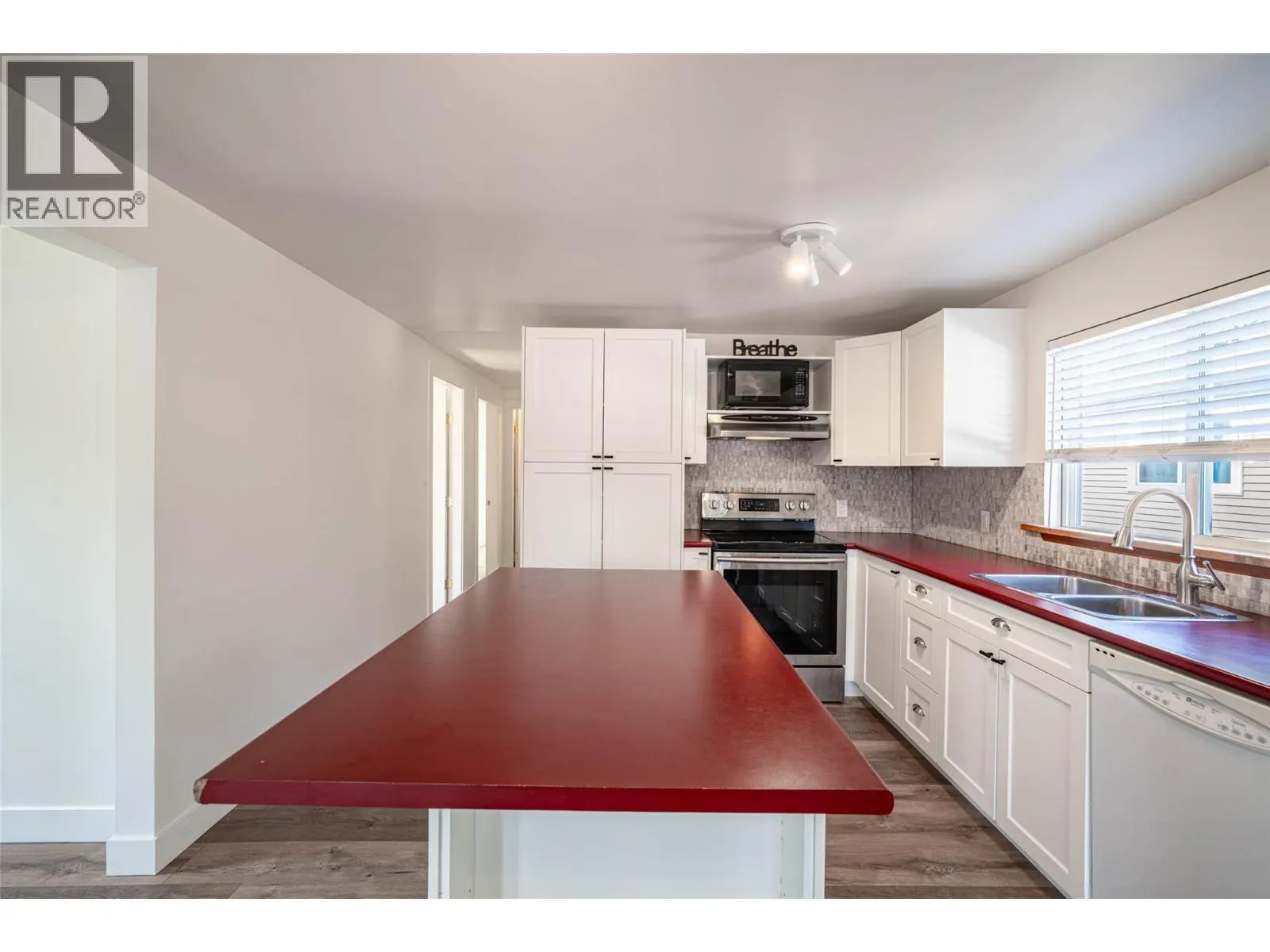 1881 Boucherie Road Unit# 64