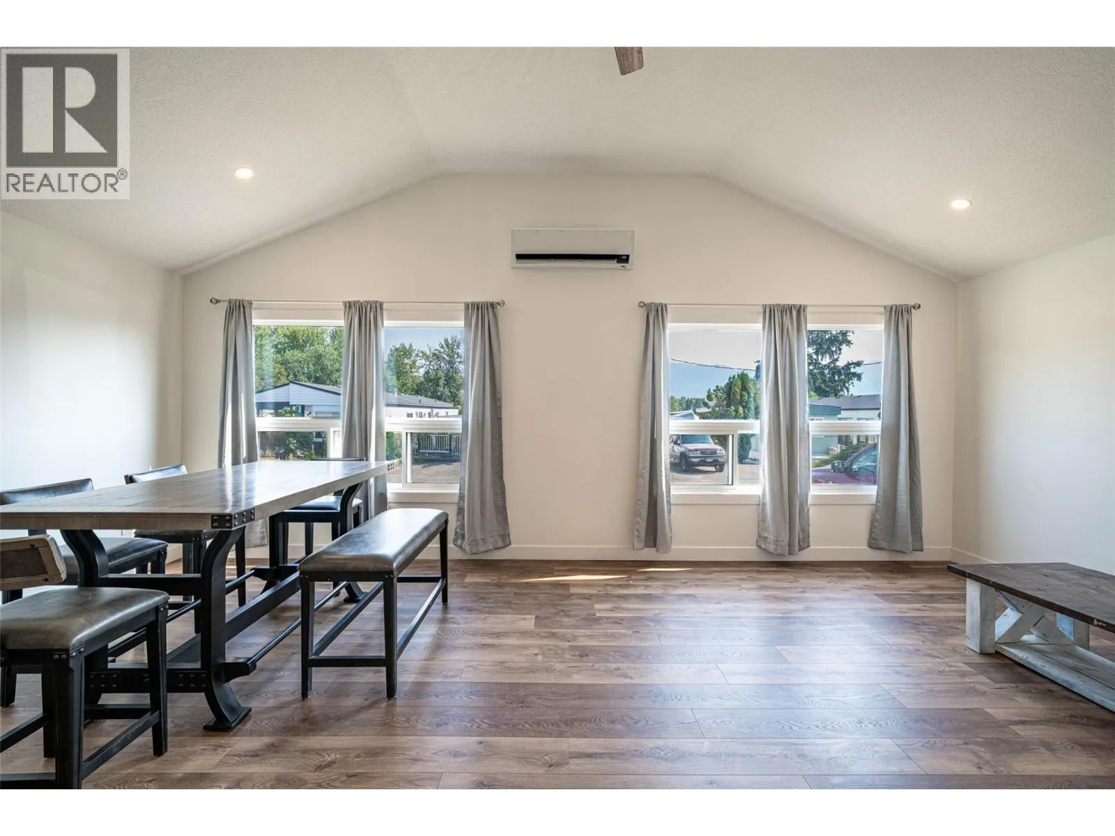 1881 Boucherie Road Unit# 64