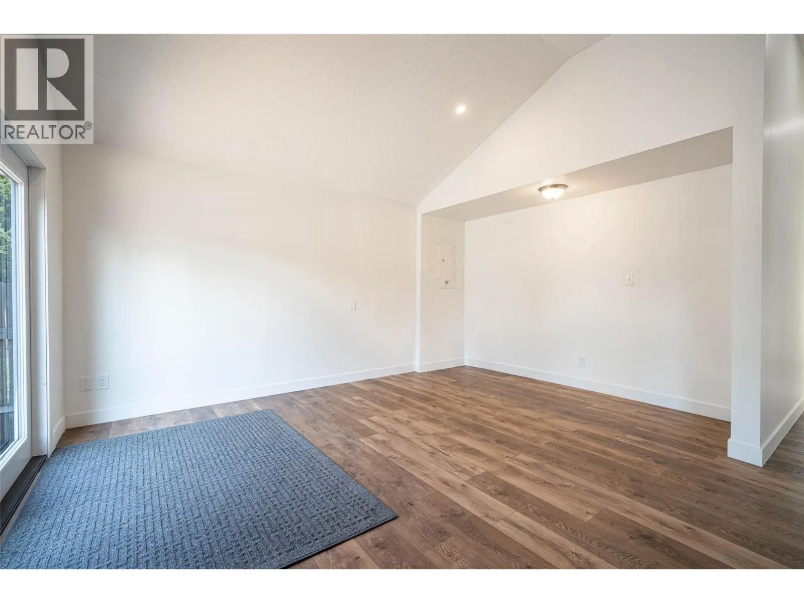 1881 Boucherie Road Unit# 64