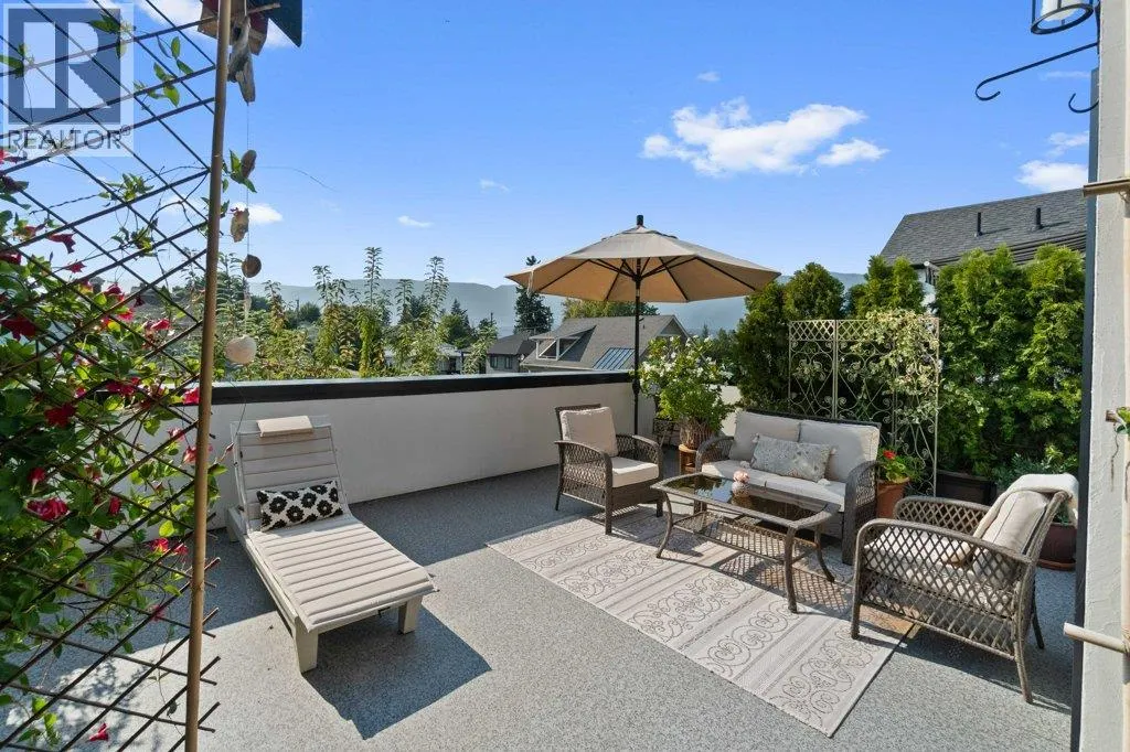 1151 8 Avenue NE Unit# 1