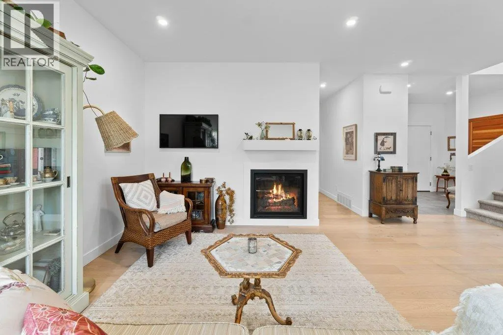 1151 8 Avenue NE Unit# 1