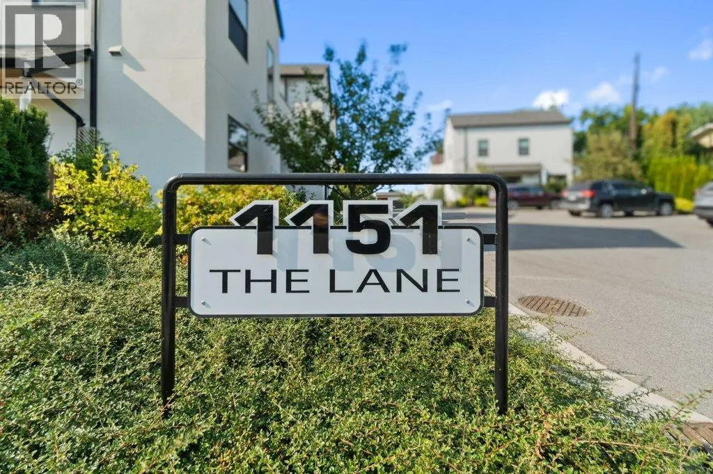 1151 8 Avenue NE Unit# 1