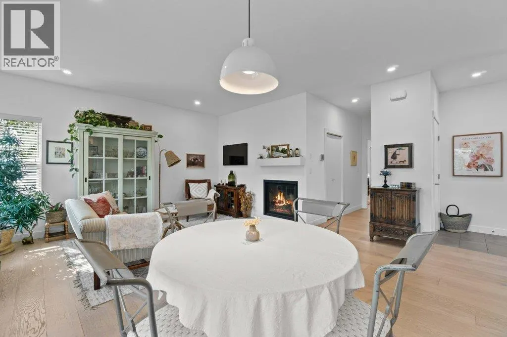 1151 8 Avenue NE Unit# 1
