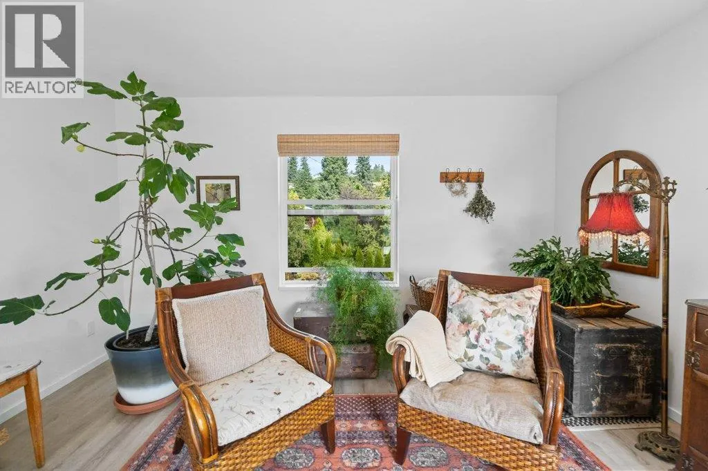 1151 8 Avenue NE Unit# 1