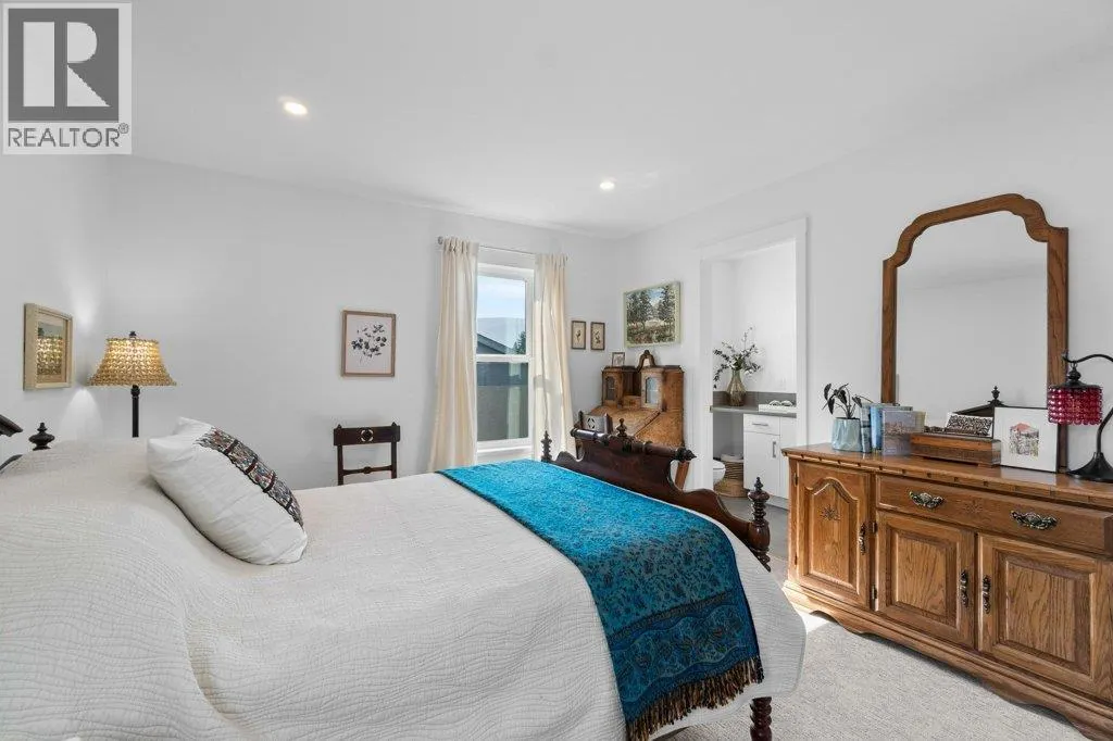 1151 8 Avenue NE Unit# 1