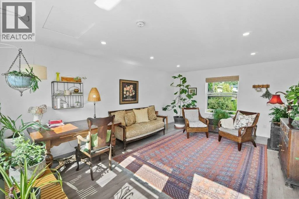 1151 8 Avenue NE Unit# 1