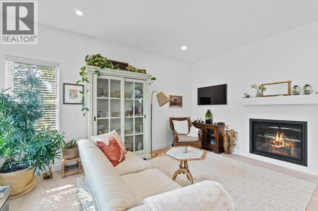 1151 8 Avenue NE Unit# 1
