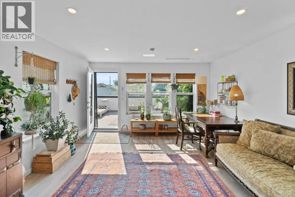 1151 8 Avenue NE Unit# 1