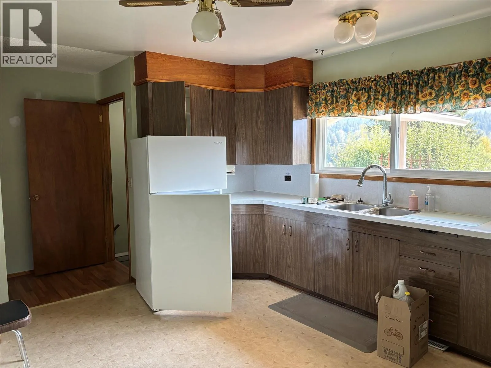 22 Short Street