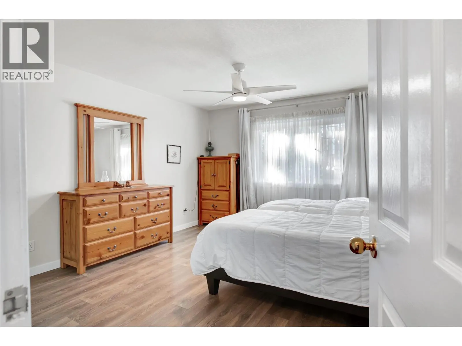 1400 14 Avenue Unit# 73
