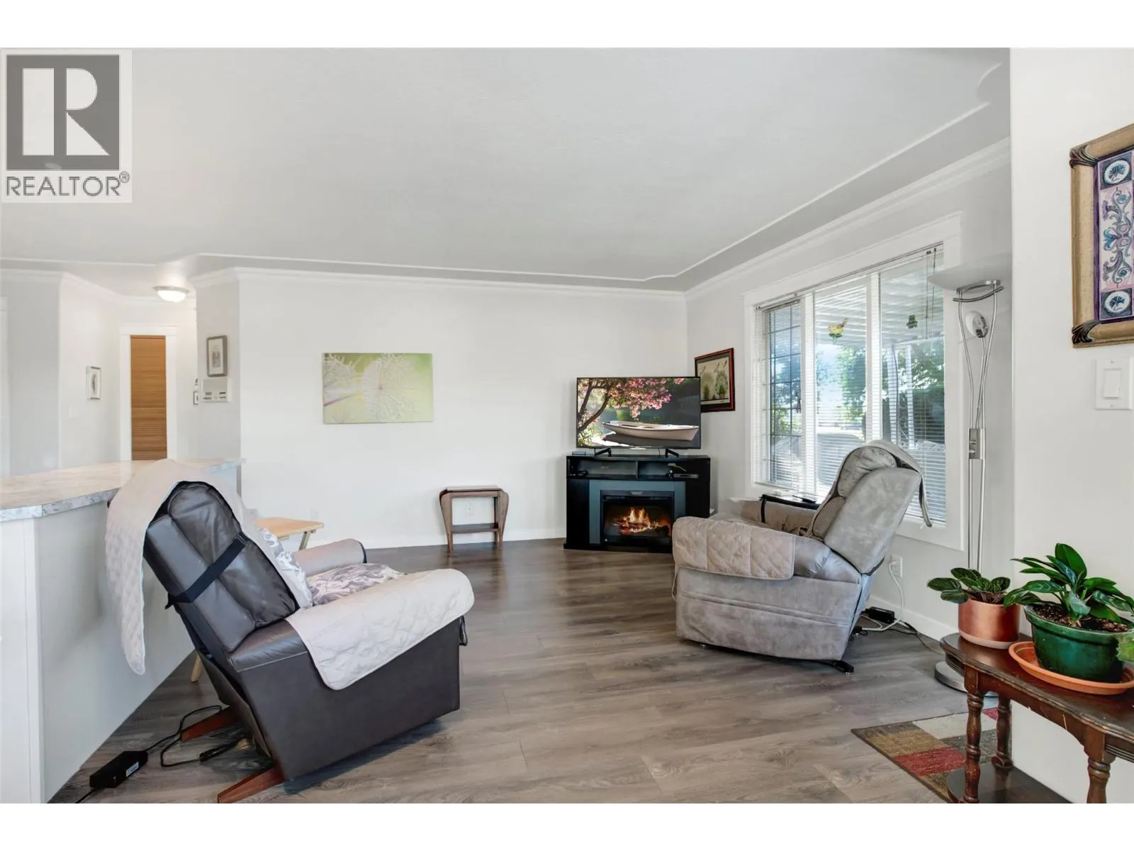 1400 14 Avenue Unit# 73