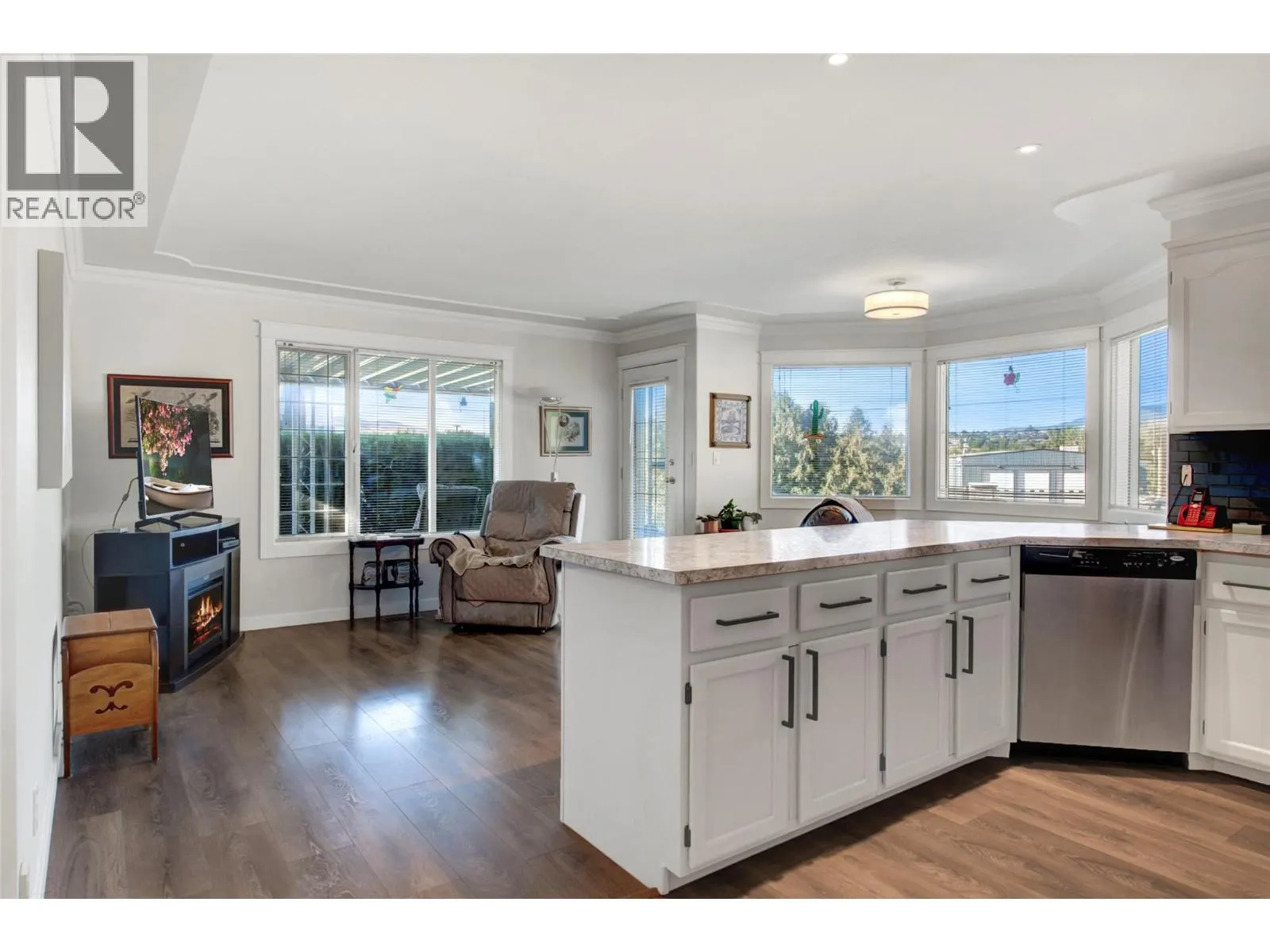 1400 14 Avenue Unit# 73