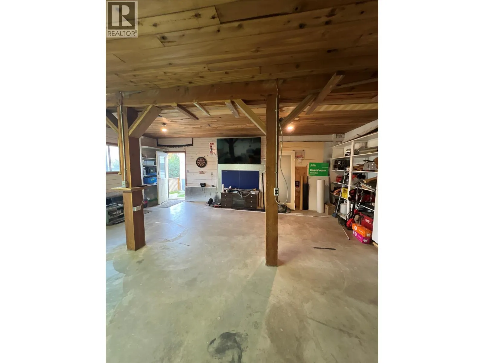 2077 Derry Lane