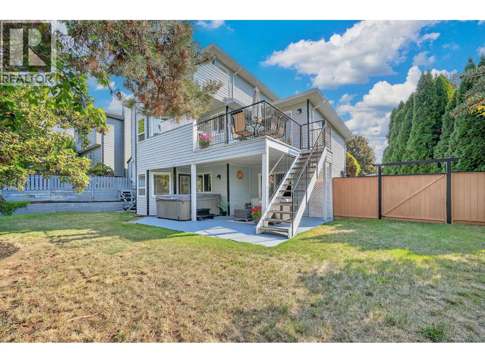 1861 Glenhaven Crescent