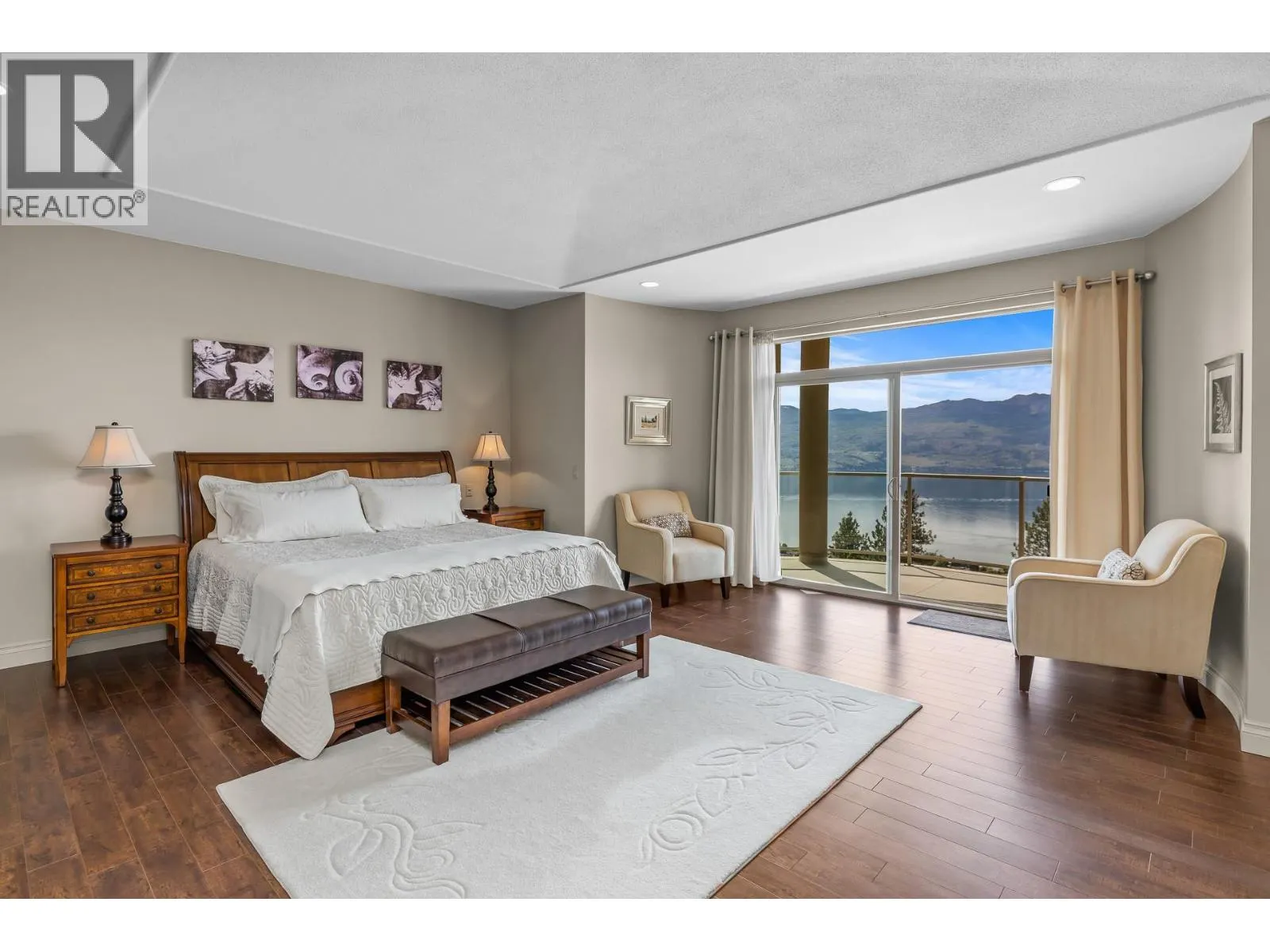 1284 Timothy Place