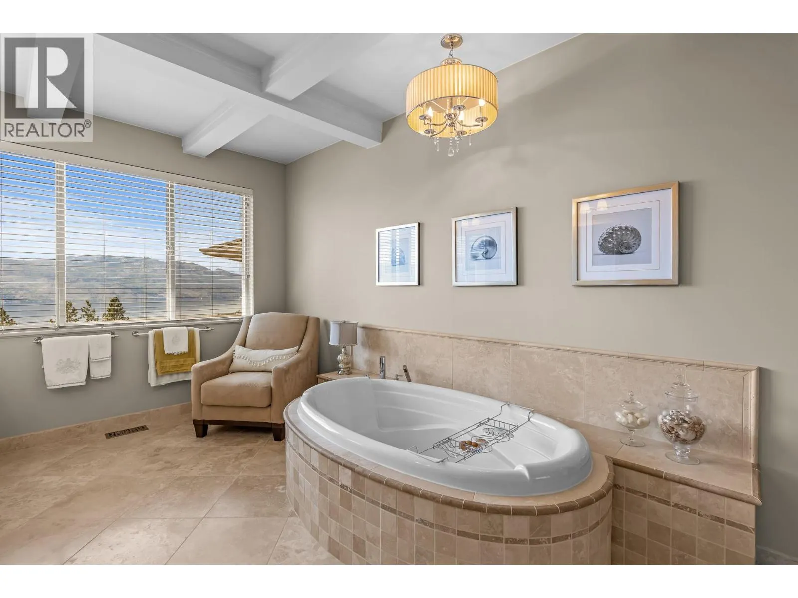 1284 Timothy Place
