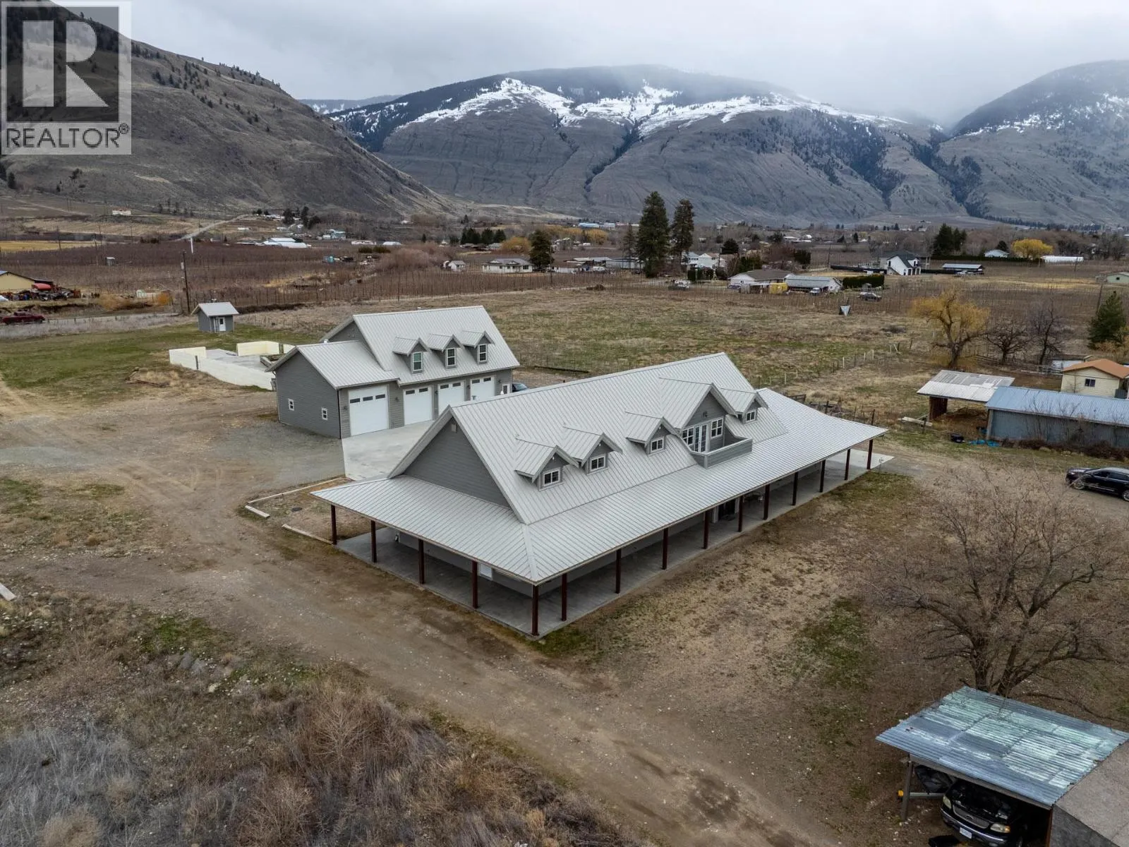 2338 HWY 3