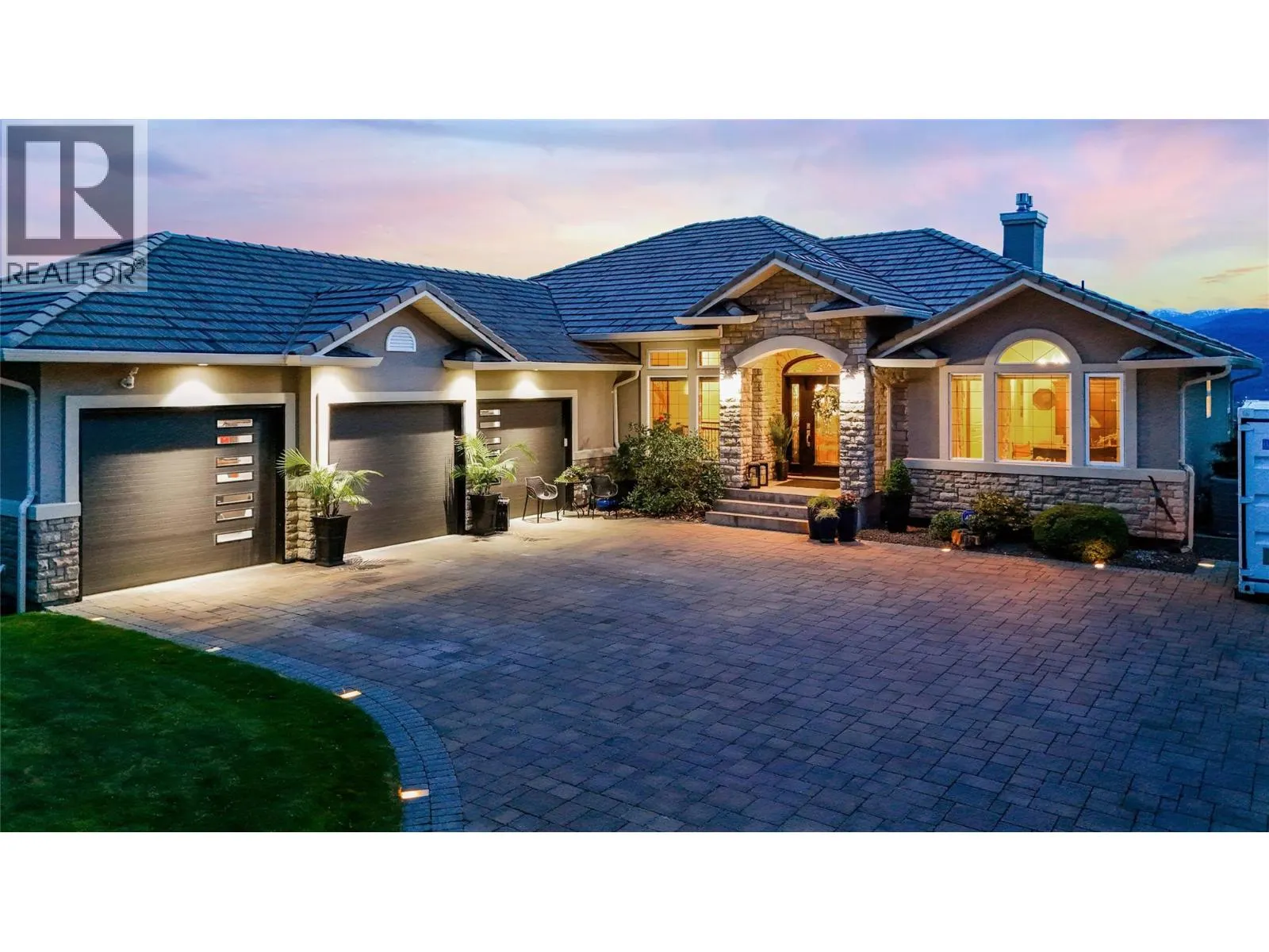 153 Apple Road