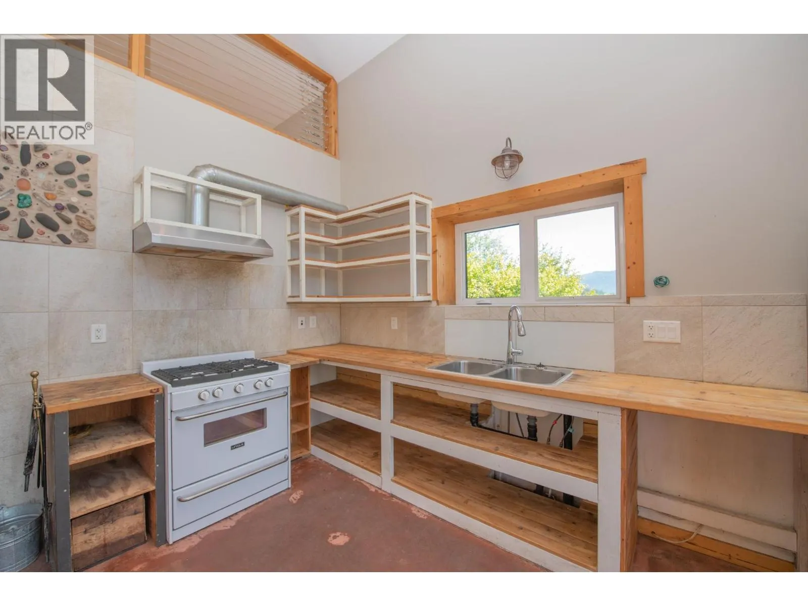 263 Albers Road