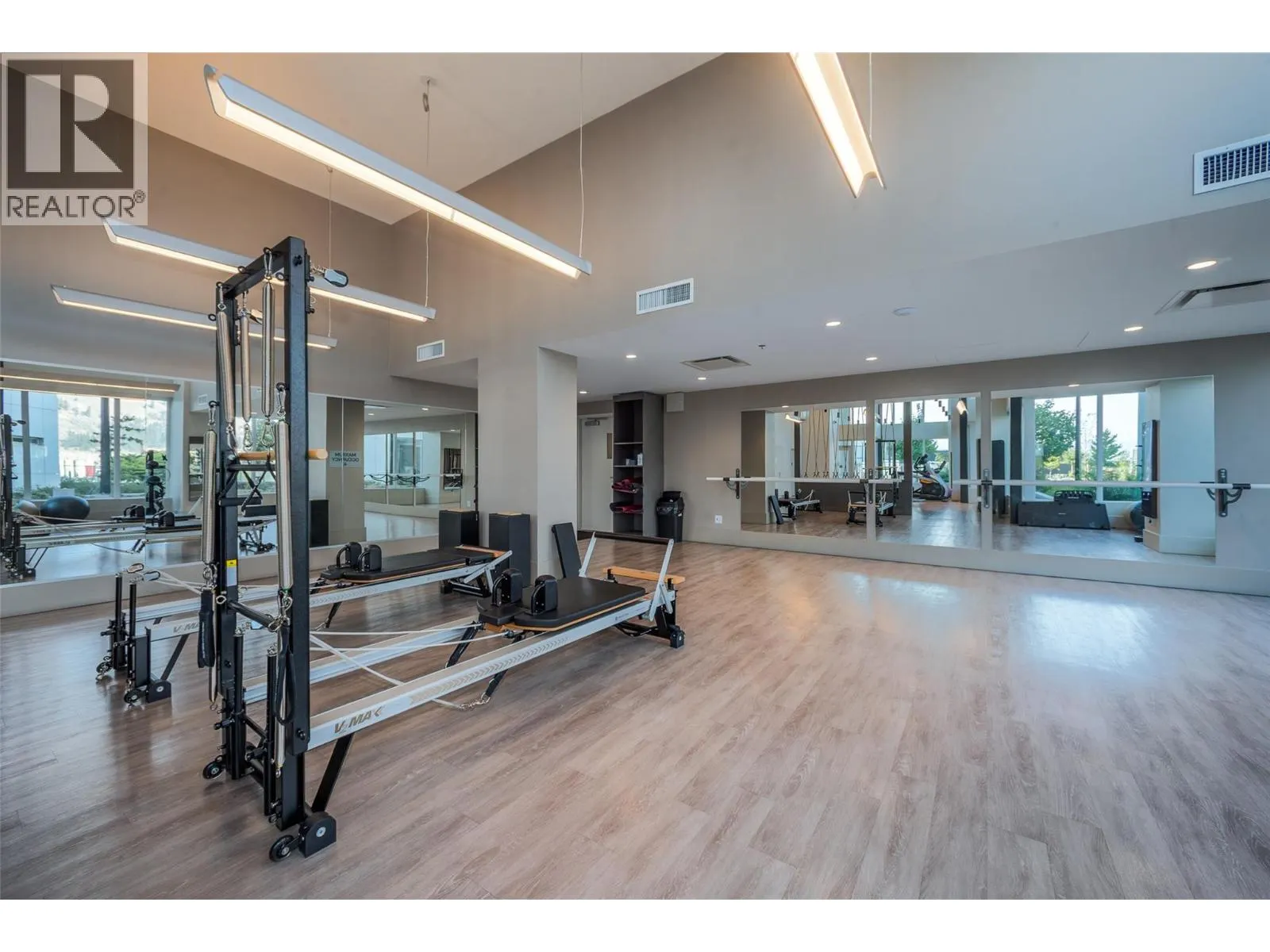 1191 Sunset Drive Unit# 605