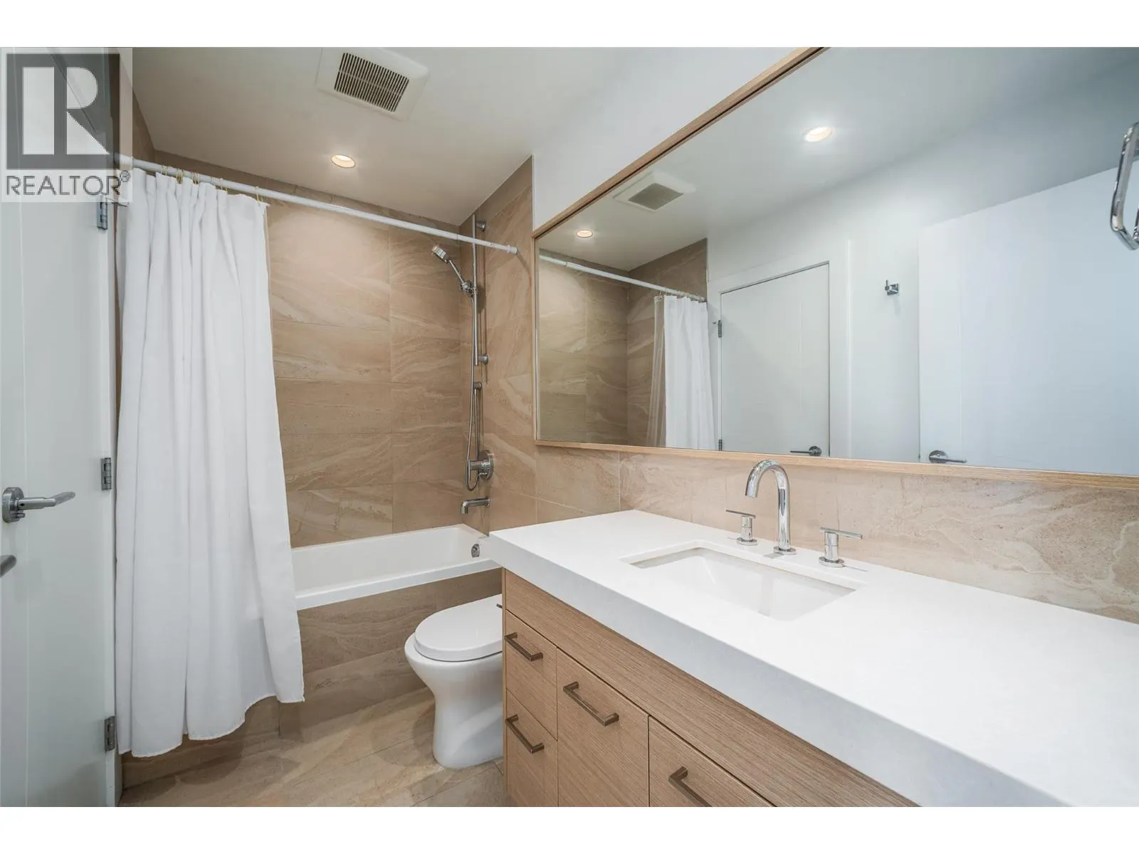 1191 Sunset Drive Unit# 605