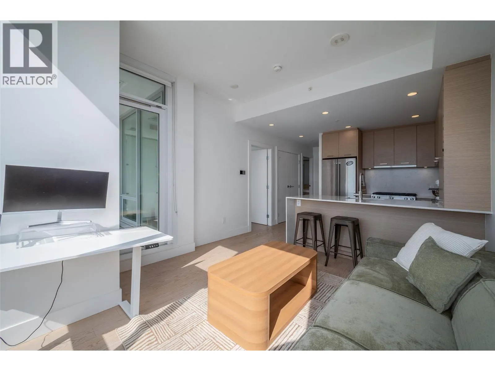 1191 Sunset Drive Unit# 605