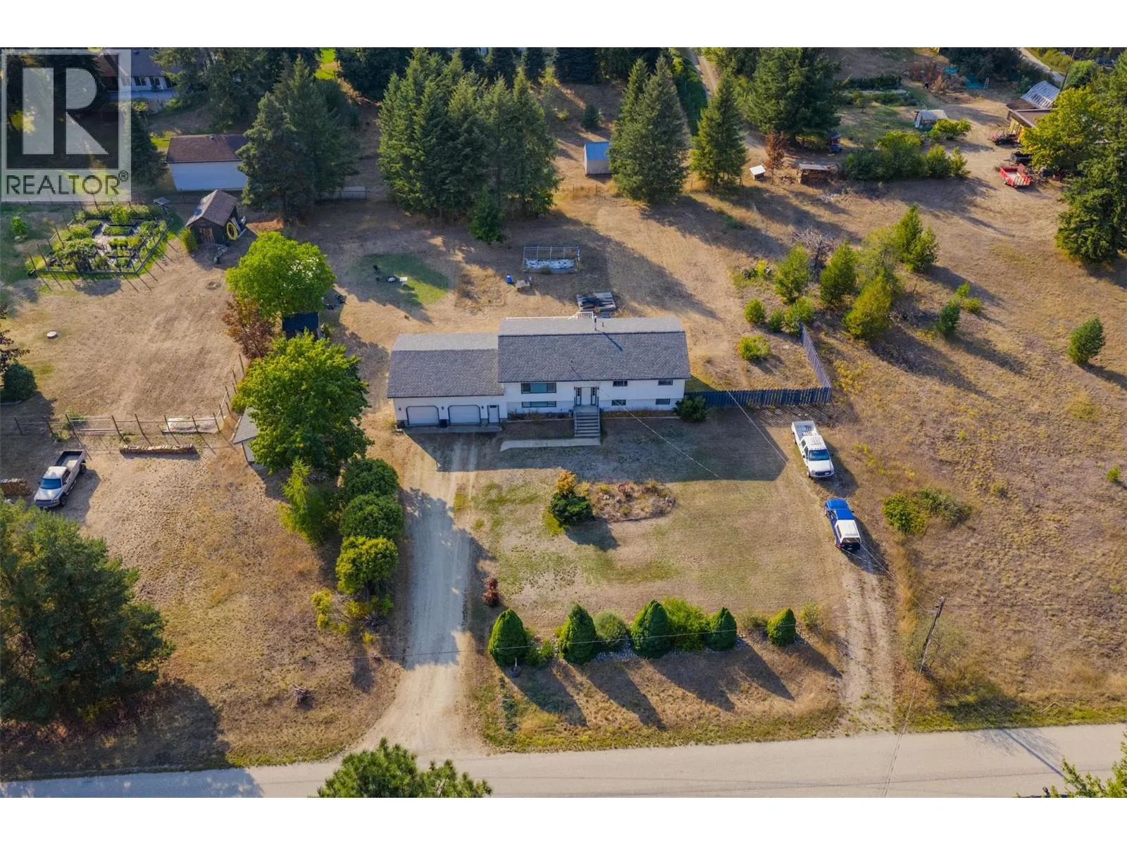 2525 Alexis Road