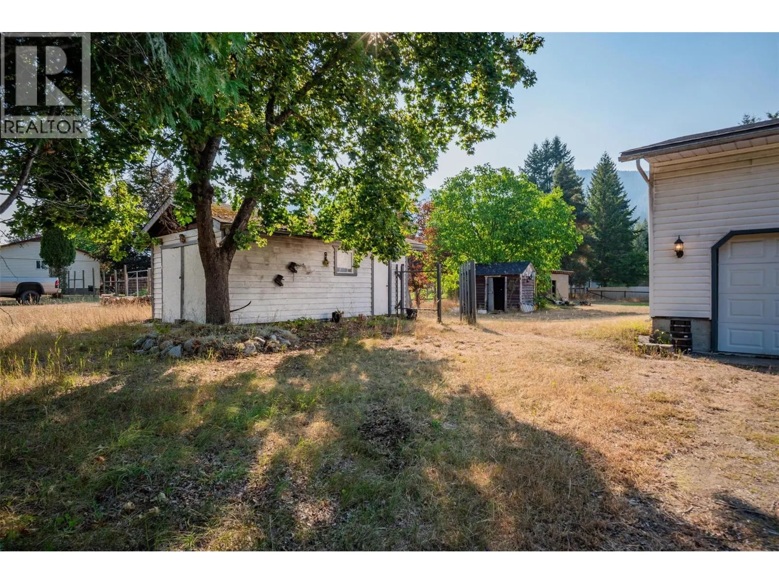 2525 Alexis Road