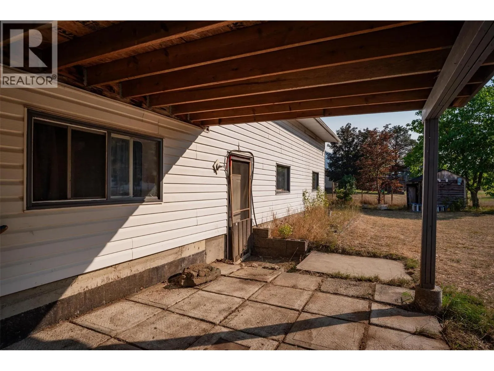 2525 Alexis Road